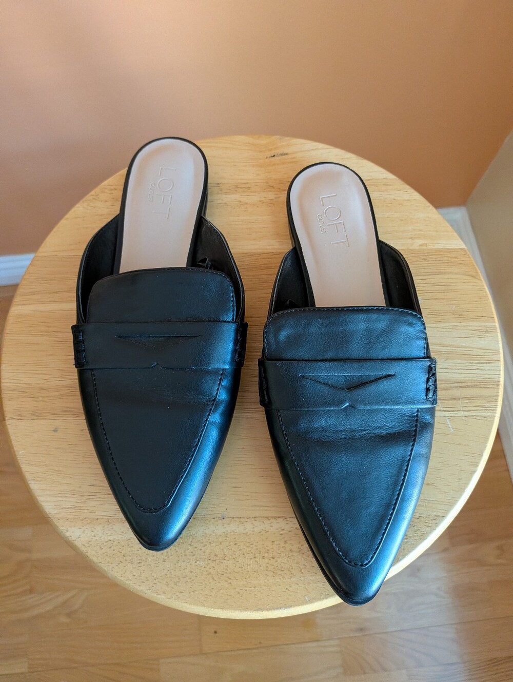 LOFT Women's Black Pointed Faux Leather Slip-On LoafersSize 8M